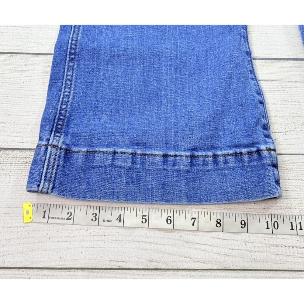 Wrangler Women's Retro High Rise Trouser Flare Jeans Blue Stretch Size 31x32 - Picture 2 of 12
